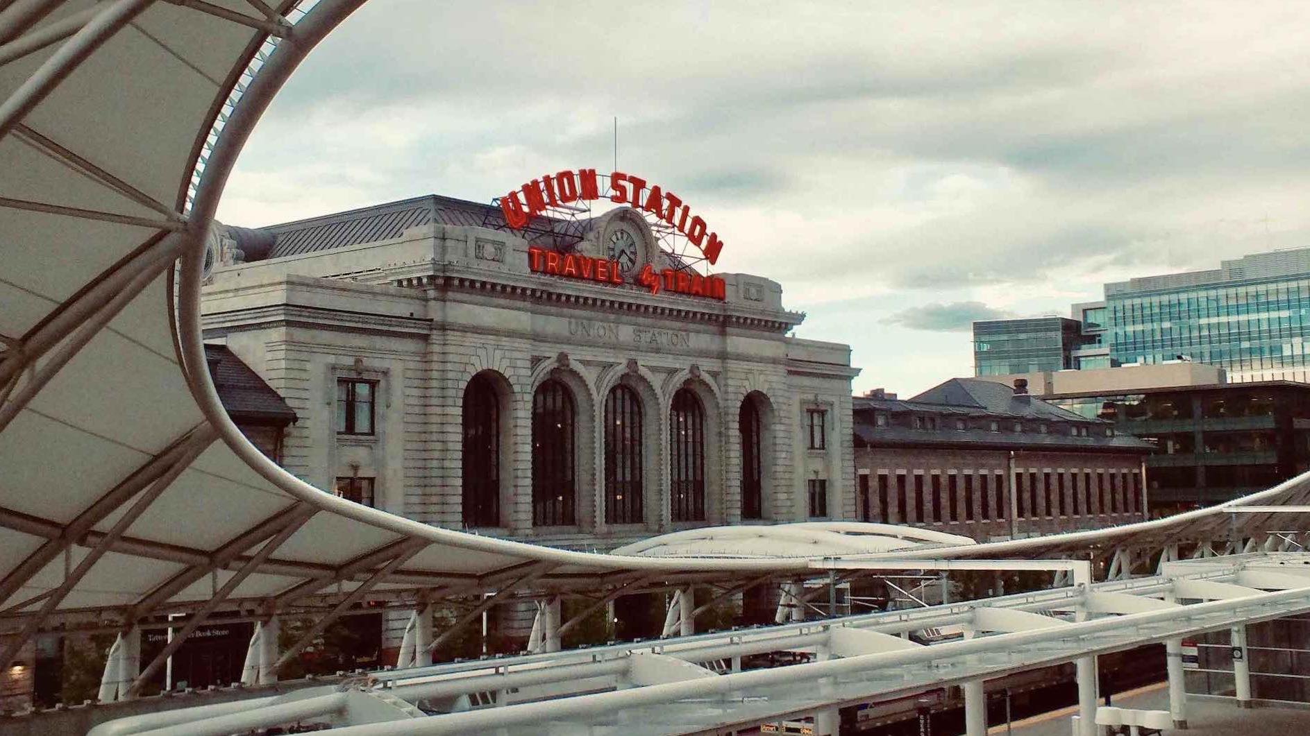 Visiting Union Station is one of the top things to do in downtown Deenver - pieter-van-de-sande 